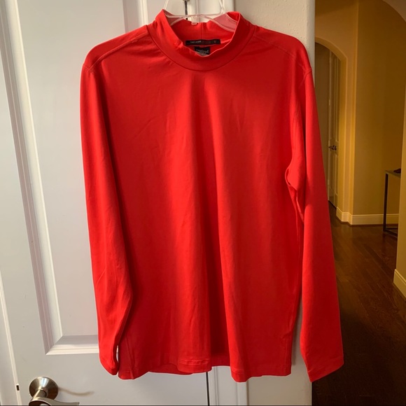 nike mock neck base layer